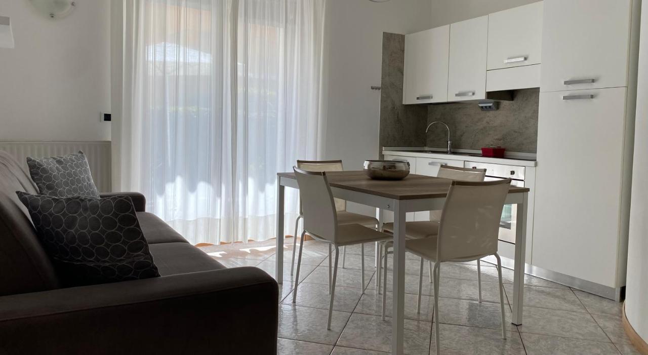 Appartamenti Nataly Torbole Sul Garda Ngoại thất bức ảnh