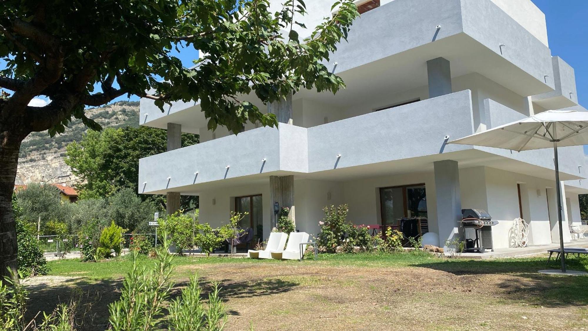 Appartamenti Nataly Torbole Sul Garda Ngoại thất bức ảnh