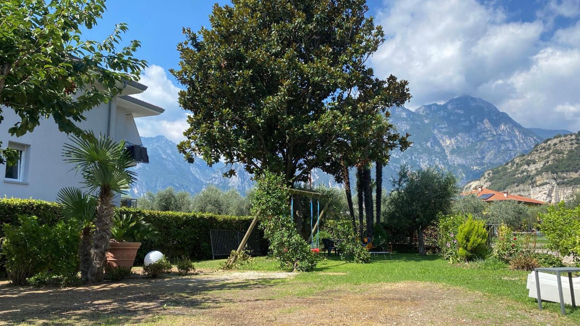 Appartamenti Nataly Torbole Sul Garda Ngoại thất bức ảnh